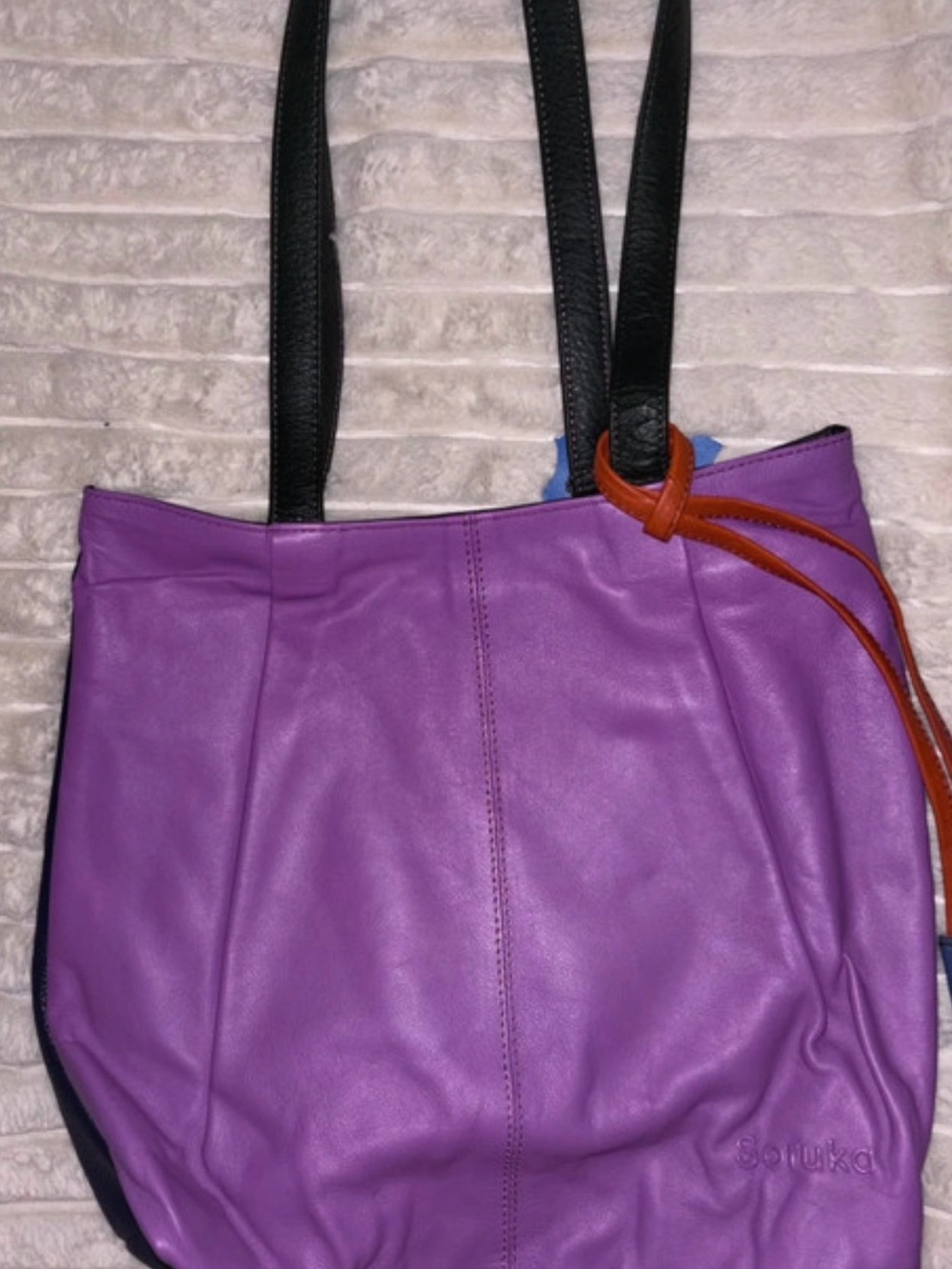 Soruka Celine Shoulder Bag with zipper closure